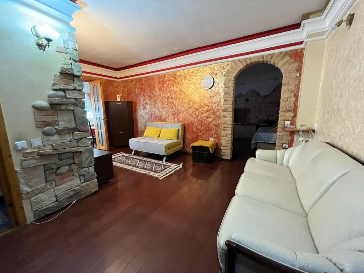Apartament Central Търгу Нямц Екстериор снимка